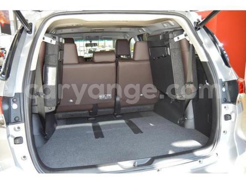 Big with watermark 2017 toyota fortuner 9