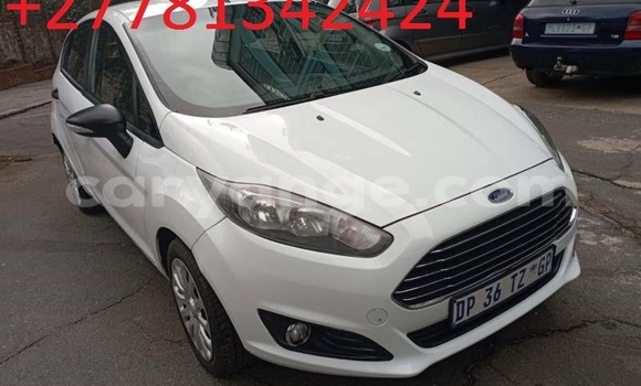 Buy Used Ford Fiesta White Car in Windhoek in Namibia
