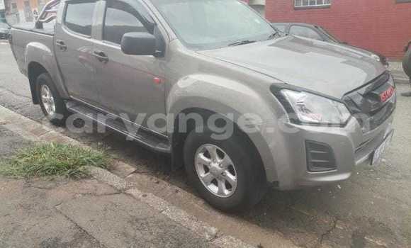 Buy Used Isuzu KB Beige Car in Windhoek in Namibia