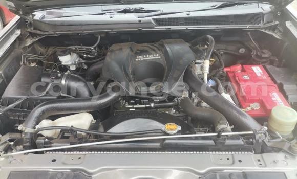 Acheter Occasion Voiture Isuzu KB Beige à Windhoek, Namibie Acheter Occasion Voiture Isuzu KB Beige à Windhoek, Namibie