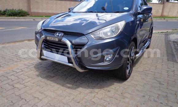 Buy Used Hyundai Ix35 Silver Car in Leonardville in Omaheke