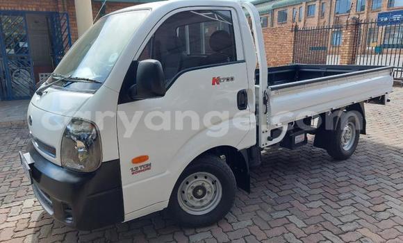 Buy Used Kia Towner White Car in Walvis Bay in Namibia Buy Used Kia Towner White Car in Walvis Bay in Namibia