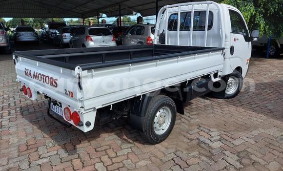 Buy Used Kia Towner White Car in Walvis Bay in Namibia Buy Used Kia Towner White Car in Walvis Bay in Namibia