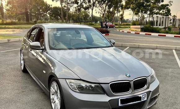 Acheter Occasion Voiture BMW 3–Series Gris à Henties Bay, Erongo