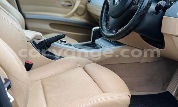 Acheter Occasion Voiture BMW 3–Series Gris à Henties Bay, Erongo Acheter Occasion Voiture BMW 3–Series Gris à Henties Bay, Erongo