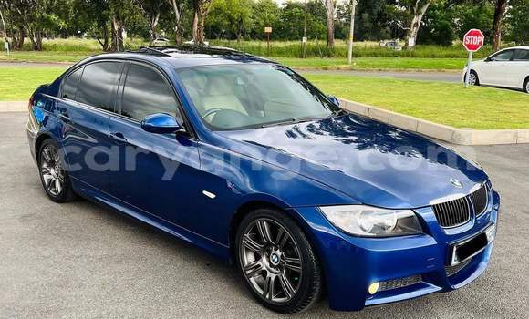 Buy Used BMW 3–Series Blue Car in Windhoek in Namibia