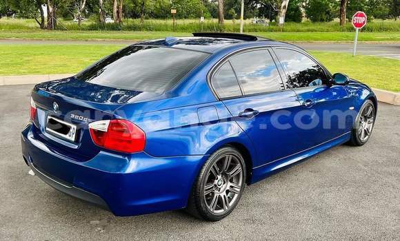 Buy Used BMW 3–Series Blue Car in Windhoek in Namibia Buy Used BMW 3–Series Blue Car in Windhoek in Namibia