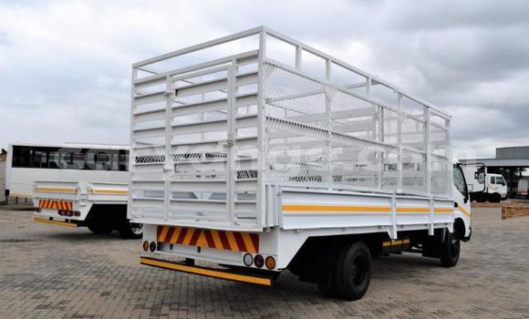 Buy Used Hino 300 Series White Truck in Windhoek in Namibia Buy Used Hino 300 Series White Truck in Windhoek in Namibia