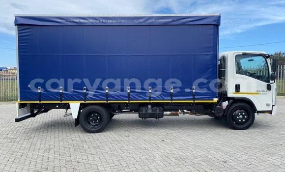 Buy Used Isuzu FTR 850 White Truck in Windhoek in Namibia Buy Used Isuzu FTR 850 White Truck in Windhoek in Namibia
