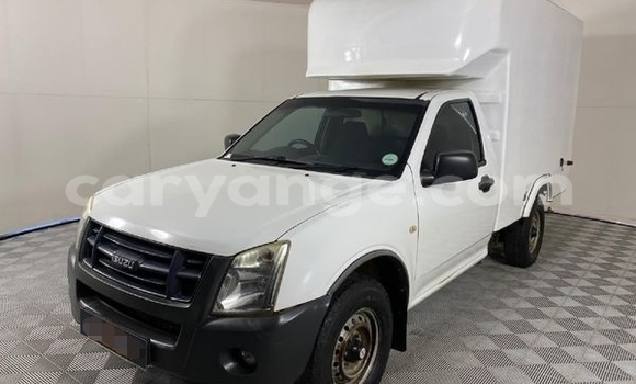 Acheter Occasion Voiture Isuzu KB Blanc à Windhoek, Namibie
