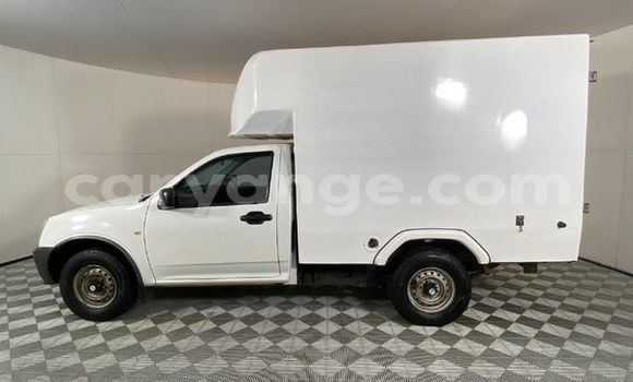 Buy Used Isuzu KB White Car in Windhoek in Namibia Buy Used Isuzu KB White Car in Windhoek in Namibia