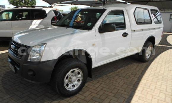 Buy Used Isuzu KB White Car in Windhoek in Namibia Buy Used Isuzu KB White Car in Windhoek in Namibia