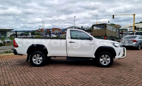 Buy Used Toyota Hilux White Car in Windhoek in Namibia Buy Used Toyota Hilux White Car in Windhoek in Namibia