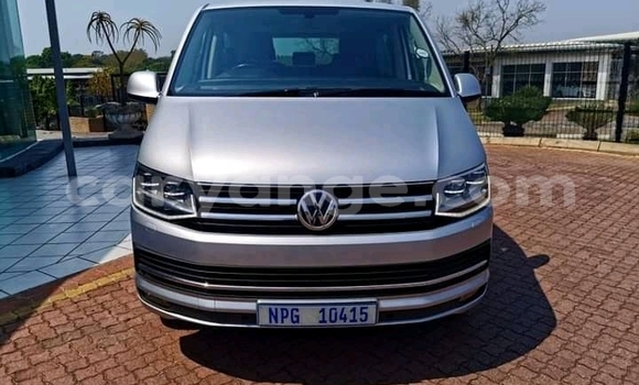 Buy Used Volkswagen Caravelle Silver Car in Windhoek in Namibia Buy Used Volkswagen Caravelle Silver Car in Windhoek in Namibia