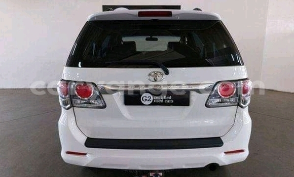 Buy Used Toyota Fortuner White Car in Windhoek in Namibia Buy Used Toyota Fortuner White Car in Windhoek in Namibia