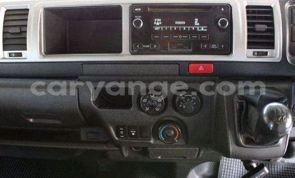 Buy Used Toyota Hi Ace White Car in Windhoek in Namibia Buy Used Toyota Hi Ace White Car in Windhoek in Namibia