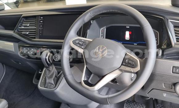 Buy Used Volkswagen Caravelle Silver Car in Windhoek in Namibia Buy Used Volkswagen Caravelle Silver Car in Windhoek in Namibia