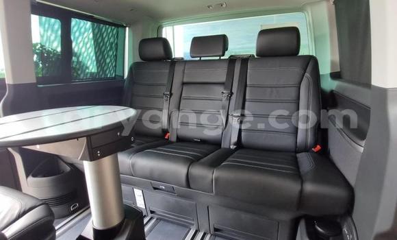 Buy Used Volkswagen Caravelle Silver Car in Windhoek in Namibia Buy Used Volkswagen Caravelle Silver Car in Windhoek in Namibia