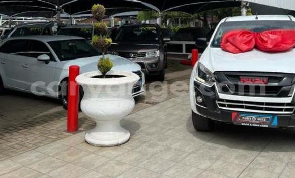 Buy Used Isuzu KB White Car in Windhoek in Namibia Buy Used Isuzu KB White Car in Windhoek in Namibia