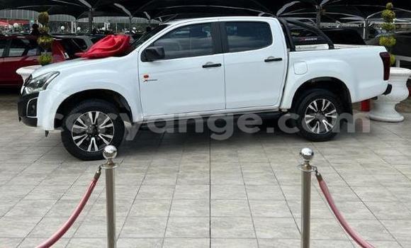 Buy Used Isuzu KB White Car in Windhoek in Namibia Buy Used Isuzu KB White Car in Windhoek in Namibia