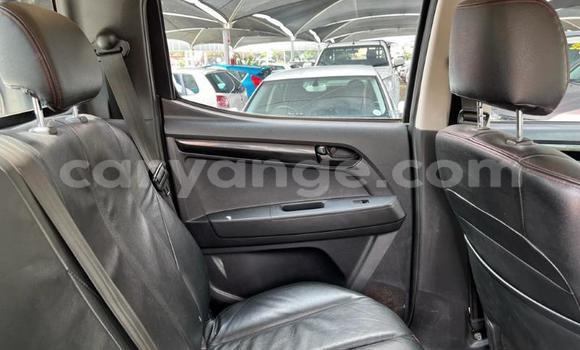 Buy Used Isuzu KB White Car in Windhoek in Namibia Buy Used Isuzu KB White Car in Windhoek in Namibia