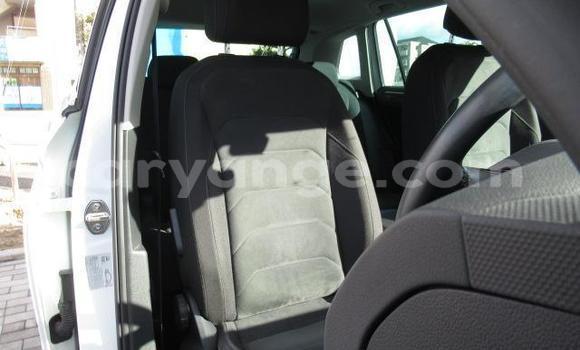 Buy Used Volkswagen Tiguan White Car in Windhoek in Namibia Buy Used Volkswagen Tiguan White Car in Windhoek in Namibia