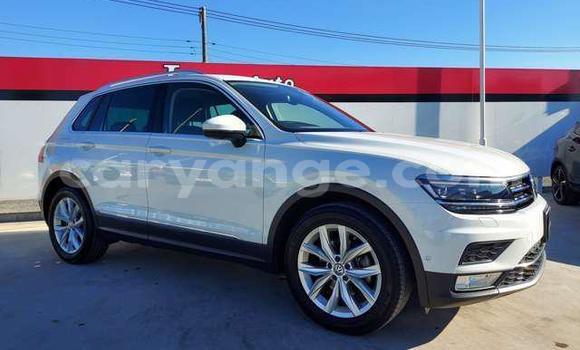 Buy Used Volkswagen Tiguan White Car in Windhoek in Namibia Buy Used Volkswagen Tiguan White Car in Windhoek in Namibia