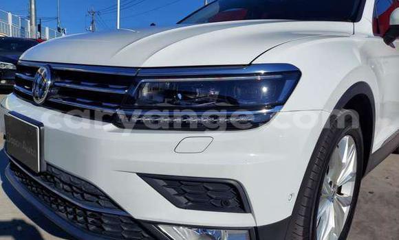 Buy Used Volkswagen Tiguan White Car in Windhoek in Namibia Buy Used Volkswagen Tiguan White Car in Windhoek in Namibia