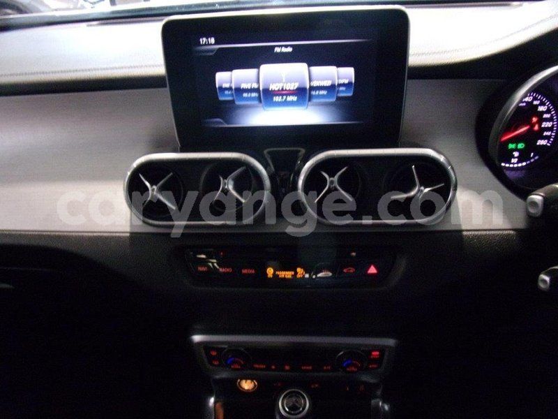 Big with watermark mercedes benz 250 karas karasburg 18915