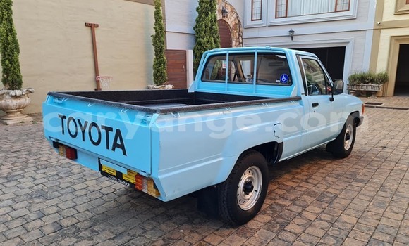 Acheter Occasion Voiture Toyota Hilux Bleu à Windhoek, Namibie Acheter Occasion Voiture Toyota Hilux Bleu à Windhoek, Namibie