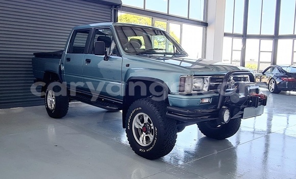 Buy Used Toyota Hilux Blue Car in Windhoek in Namibia