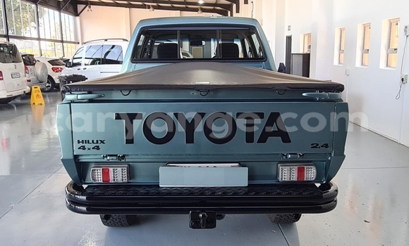 Acheter Occasion Voiture Toyota Hilux Bleu à Windhoek, Namibie Acheter Occasion Voiture Toyota Hilux Bleu à Windhoek, Namibie