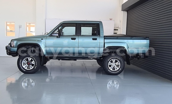 Acheter Occasion Voiture Toyota Hilux Bleu à Windhoek, Namibie Acheter Occasion Voiture Toyota Hilux Bleu à Windhoek, Namibie
