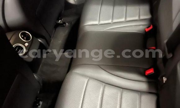 Acheter Occasion Voiture Mercedes-Benz C-klasse Blanc à Windhoek, Namibie Acheter Occasion Voiture Mercedes-Benz C-klasse Blanc à Windhoek, Namibie