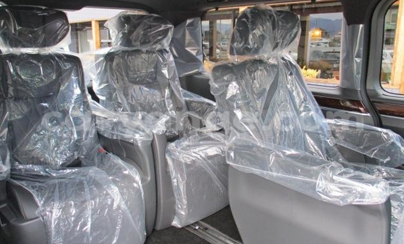 Buy Used Toyota Grand HiAce Black Car in Walvis Bay in Namibia Buy Used Toyota Grand HiAce Black Car in Walvis Bay in Namibia