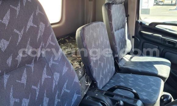 Acheter Occasion Utilitaire Hino Ranger Blanc à Windhoek, Namibie Acheter Occasion Utilitaire Hino Ranger Blanc à Windhoek, Namibie