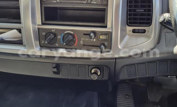 Acheter Occasion Utilitaire Hino Ranger Blanc à Windhoek, Namibie Acheter Occasion Utilitaire Hino Ranger Blanc à Windhoek, Namibie