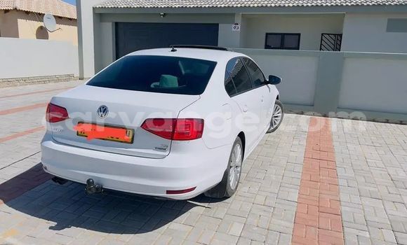 Acheter Occasion Voiture Volkswagen Jetta Blanc à Swakopmund, Namibie Acheter Occasion Voiture Volkswagen Jetta Blanc à Swakopmund, Namibie