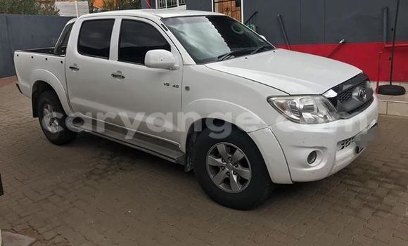 Acheter Occasion Voiture Toyota Hilux Blanc à Windhoek, Namibie Acheter Occasion Voiture Toyota Hilux Blanc à Windhoek, Namibie
