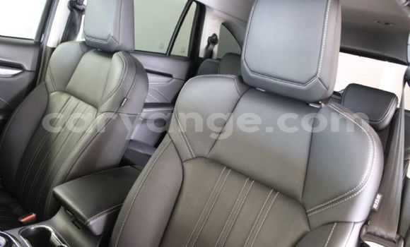 Acheter Occasion Voiture Isuzu MU-X Blanc à Windhoek, Namibie Acheter Occasion Voiture Isuzu MU-X Blanc à Windhoek, Namibie