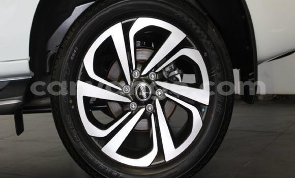 Acheter Occasion Voiture Isuzu MU-X Blanc à Grootfontein, Namibie Acheter Occasion Voiture Isuzu MU-X Blanc à Grootfontein, Namibie