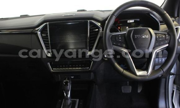 Buy Used Isuzu D–MAX Silver Car in Bethanien in Karas Buy Used Isuzu D–MAX Silver Car in Bethanien in Karas