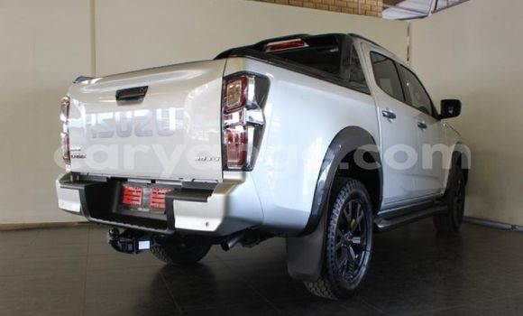 Buy Used Isuzu D–MAX Silver Car in Bethanien in Karas Buy Used Isuzu D–MAX Silver Car in Bethanien in Karas