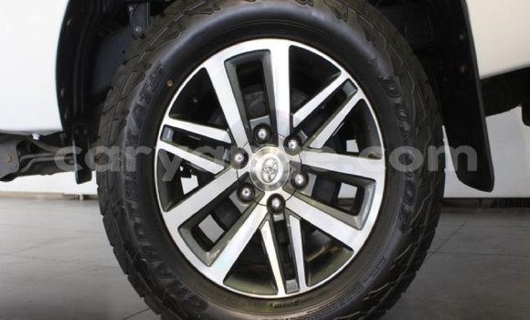 Buy Used Toyota Hilux White Car in Rundu in Namibia Buy Used Toyota Hilux White Car in Rundu in Namibia