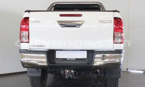 Buy Used Toyota Hilux White Car in Rundu in Namibia Buy Used Toyota Hilux White Car in Rundu in Namibia