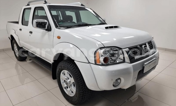 Acheter Occasion Voiture Nissan NP 300 Blanc à Windhoek, Namibie