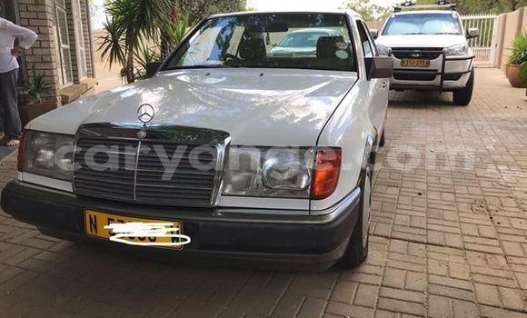 Buy Used Mercedes-Benz E-klasse White Car in Windhoek in Namibia Buy Used Mercedes-Benz E-klasse White Car in Windhoek in Namibia