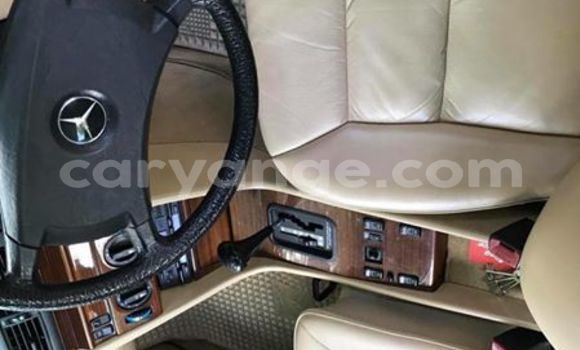 Buy Used Mercedes-Benz E-klasse White Car in Windhoek in Namibia Buy Used Mercedes-Benz E-klasse White Car in Windhoek in Namibia