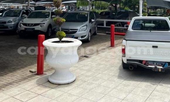 Buy Used Volkswagen Caddy White Car in Windhoek in Namibia Buy Used Volkswagen Caddy White Car in Windhoek in Namibia