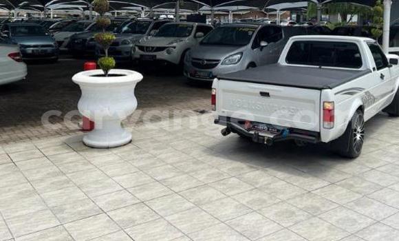 Buy Used Volkswagen Caddy White Car in Windhoek in Namibia Buy Used Volkswagen Caddy White Car in Windhoek in Namibia